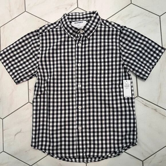 NWT Old Navy Blue Gingham Short Sleeve Button Up Size S 6-7 Boys - Picture 1 of 5
